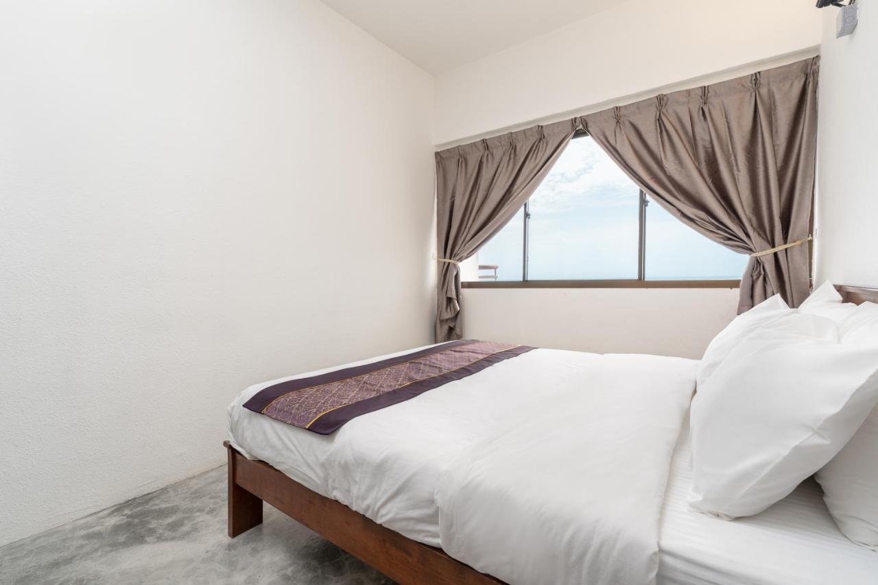 Pantai Seaview Resort Batu Ferringhi 1801 - 3 Rooms Exterior photo